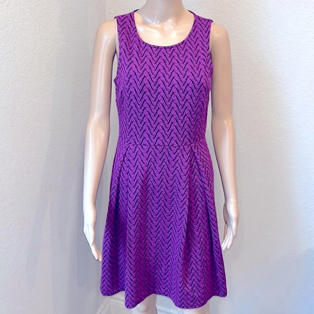 41 Hawthorn purple & black dress, fully lined, well made and maintained.